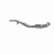 Load image into Gallery viewer, MagnaFlow Exhaust Products 21-552 OEM Grade Direct-Fit Catalytic Converter for Select Mercedes-Benz GL450, Mercedes-Benz GLE400, Mercedes-Benz GLE450 AMG, Mercedes-Benz GLS450, Mercedes-Benz ML400