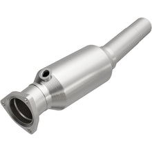 Load image into Gallery viewer, MagnaFlow Exhaust Products 22915 Standard Grade Direct-Fit Catalytic Converter for Select Volkswagen Corrado, Volkswagen Golf, Volkswagen Jetta, Volkswagen Passat