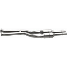 Load image into Gallery viewer, MagnaFlow Exhaust Products 5671760 California CARB Direct-Fit Catalytic Converter for Select BMW 325Ci, BMW 325i
