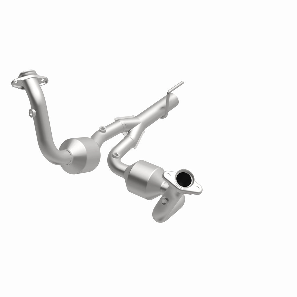 MagnaFlow Exhaust Products 49070 OEM Grade Direct-Fit Catalytic Converter for Select Jeep Grand Cherokee