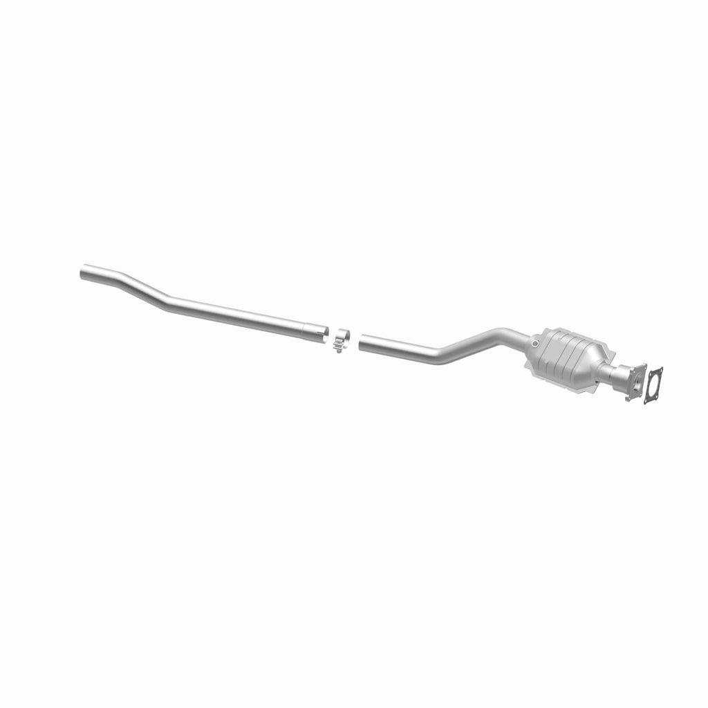 MagnaFlow Exhaust Products 51155 OEM Grade Direct-Fit Catalytic Converter for Select Chrysler Grand Voyager, Chrysler Town & Country, Chrysler Voyager, Dodge Caravan, Dodge Grand Caravan