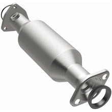 Load image into Gallery viewer, MagnaFlow Exhaust Products 22640 HM Grade Direct-Fit Catalytic Converter for Select Acura CL, Honda Accord