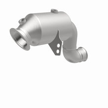 Load image into Gallery viewer, MagnaFlow Exhaust Products 21-504 OEM Grade Direct-Fit Catalytic Converter for Select Mercedes-Benz C300, Mercedes-Benz E300, Mercedes-Benz GLC300, Mercedes-Benz GLC350e, Mercedes-Benz SLC300, Mercedes-Benz SLK300