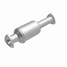 Load image into Gallery viewer, MagnaFlow Exhaust Products 3391894 California CARB Direct-Fit Catalytic Converter for Select Toyota Land Cruiser