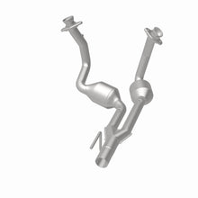 Load image into Gallery viewer, MagnaFlow Exhaust Products 4551074 California CARB Direct-Fit Catalytic Converter for Select Jeep Grand Cherokee