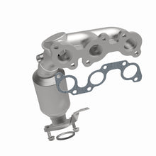 Load image into Gallery viewer, MagnaFlow Exhaust Products 5582833 California CARB Manifold Catalytic Converter for Select Lexus RX330, Toyota Highlander, Toyota Sienna