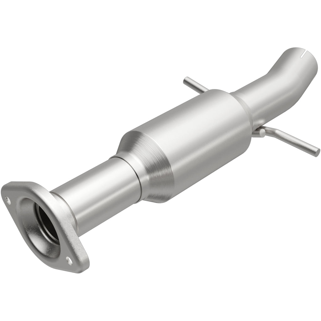 MagnaFlow Exhaust Products 52536 OEM Grade Direct-Fit Catalytic Converter for Select Toyota Highlander