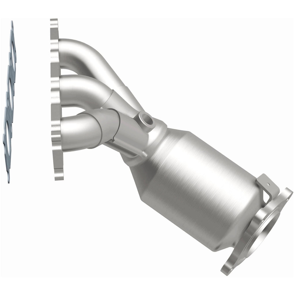 MagnaFlow Exhaust Products 52167 OEM Grade Manifold Catalytic Converter for Select Land Rover LR2