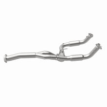 Load image into Gallery viewer, MagnaFlow Exhaust Products 4551252 California CARB Direct-Fit Catalytic Converter for Select Chevrolet Silverado HD, Chevrolet Silverado HD, GMC Sierra HD, GMC Sierra HD