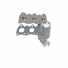 Load image into Gallery viewer, MagnaFlow Exhaust Products 51272 OEM Grade Manifold Catalytic Converter for Select Suzuki Grand Vitara, Suzuki XL-7