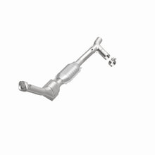 Load image into Gallery viewer, MagnaFlow Exhaust Products 23322 HM Grade Direct-Fit Catalytic Converter for Select Ford Expedition, Ford F-150, Ford F-250, Lincoln Navigator