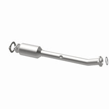 Load image into Gallery viewer, MagnaFlow Exhaust Products 52669 OEM Grade Direct-Fit Catalytic Converter for Select Nissan Frontier, Nissan NV1500, Nissan NV2500, Nissan NV3500, Nissan Pathfinder, Nissan Xterra, Suzuki Equator