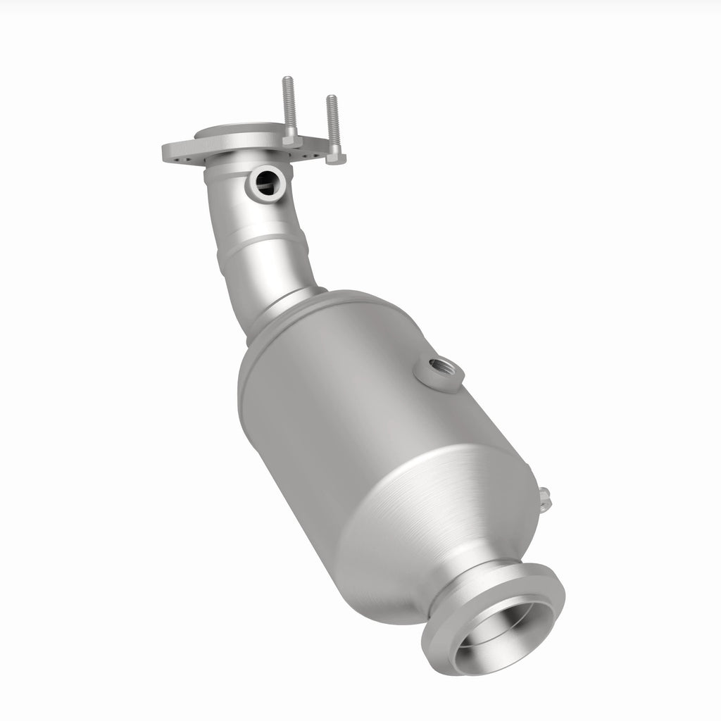 MagnaFlow Exhaust Products 21-681 OEM Grade Direct-Fit Catalytic Converter for Select Mercedes-Benz C400, Mercedes-Benz C43 AMG, Mercedes-Benz C450 AMG, Mercedes-Benz E43 AMG, Mercedes-Benz E450, Mercedes-Benz GLC43 AMG