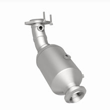 Load image into Gallery viewer, MagnaFlow Exhaust Products 21-681 OEM Grade Direct-Fit Catalytic Converter for Select Mercedes-Benz C400, Mercedes-Benz C43 AMG, Mercedes-Benz C450 AMG, Mercedes-Benz E43 AMG, Mercedes-Benz E450, Mercedes-Benz GLC43 AMG
