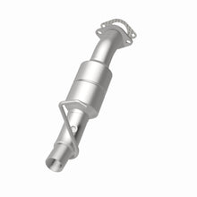 Load image into Gallery viewer, MagnaFlow Exhaust Products 5451006 California CARB Direct-Fit Catalytic Converter for Select Chevrolet Silverado HD Classic, Chevrolet Silverado Classic, GMC Sierra HD Classic, GMC Sierra Classic