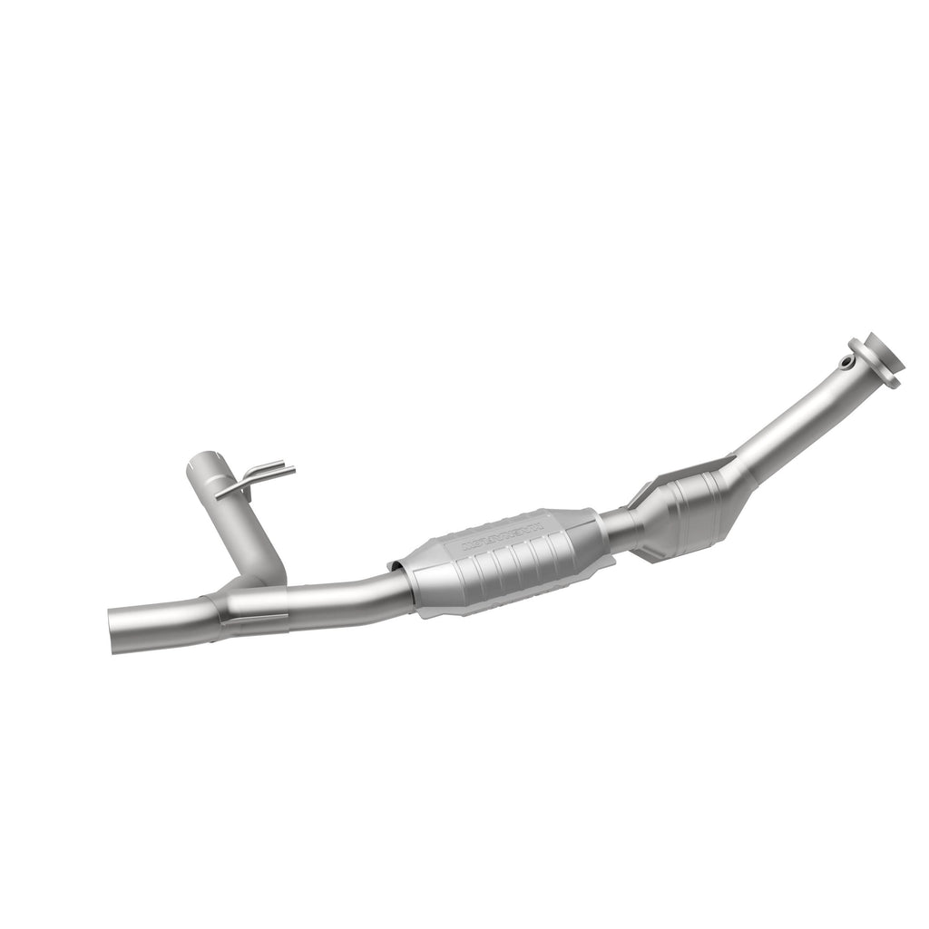 MagnaFlow Exhaust Products 51412 OEM Grade Direct-Fit Catalytic Converter for Select Ford Expedition, Ford F-150, Ford F-250, Lincoln Blackwood, Lincoln Navigator