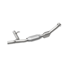 Load image into Gallery viewer, MagnaFlow Exhaust Products 51412 OEM Grade Direct-Fit Catalytic Converter for Select Ford Expedition, Ford F-150, Ford F-250, Lincoln Blackwood, Lincoln Navigator