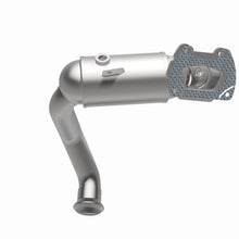 Load image into Gallery viewer, MagnaFlow Exhaust Products 21-951 OEM Grade Direct-Fit Catalytic Converter for Select Chrysler Pacifica, Chrysler Voyager