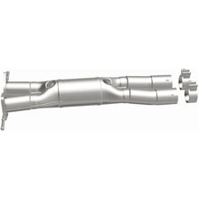 Load image into Gallery viewer, MagnaFlow Exhaust Products 21-278 OEM Grade Direct-Fit Catalytic Converter for Select Ford Explorer, Ford Police Interceptor Utility