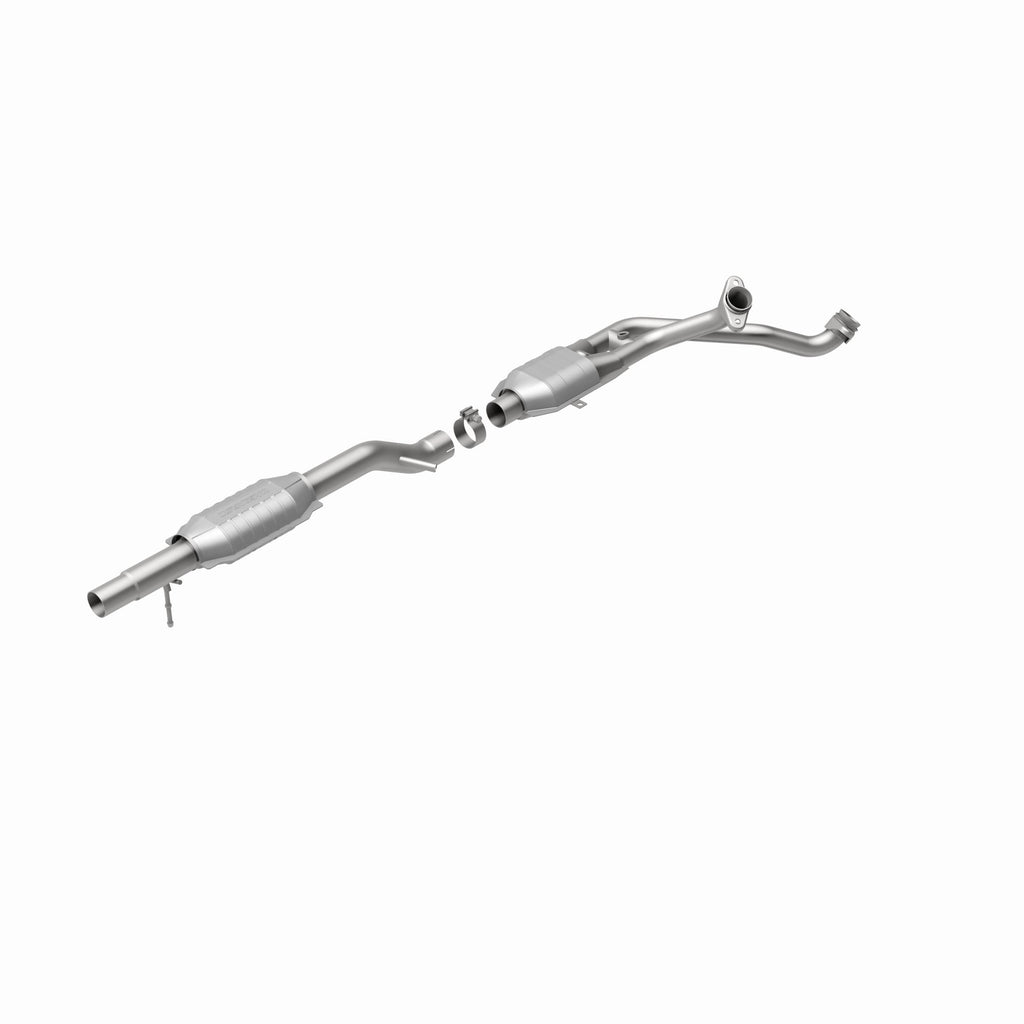 MagnaFlow Exhaust Products 334302 California CARB Direct-Fit Catalytic Converter for Select Ford Bronco, Ford E-150 Econoline, Ford E-150 Econoline Club Wagon, Ford E-250 Econoline, Ford E-250 Econoline Club Wagon, Ford E-350 Econoline, Ford E-350
