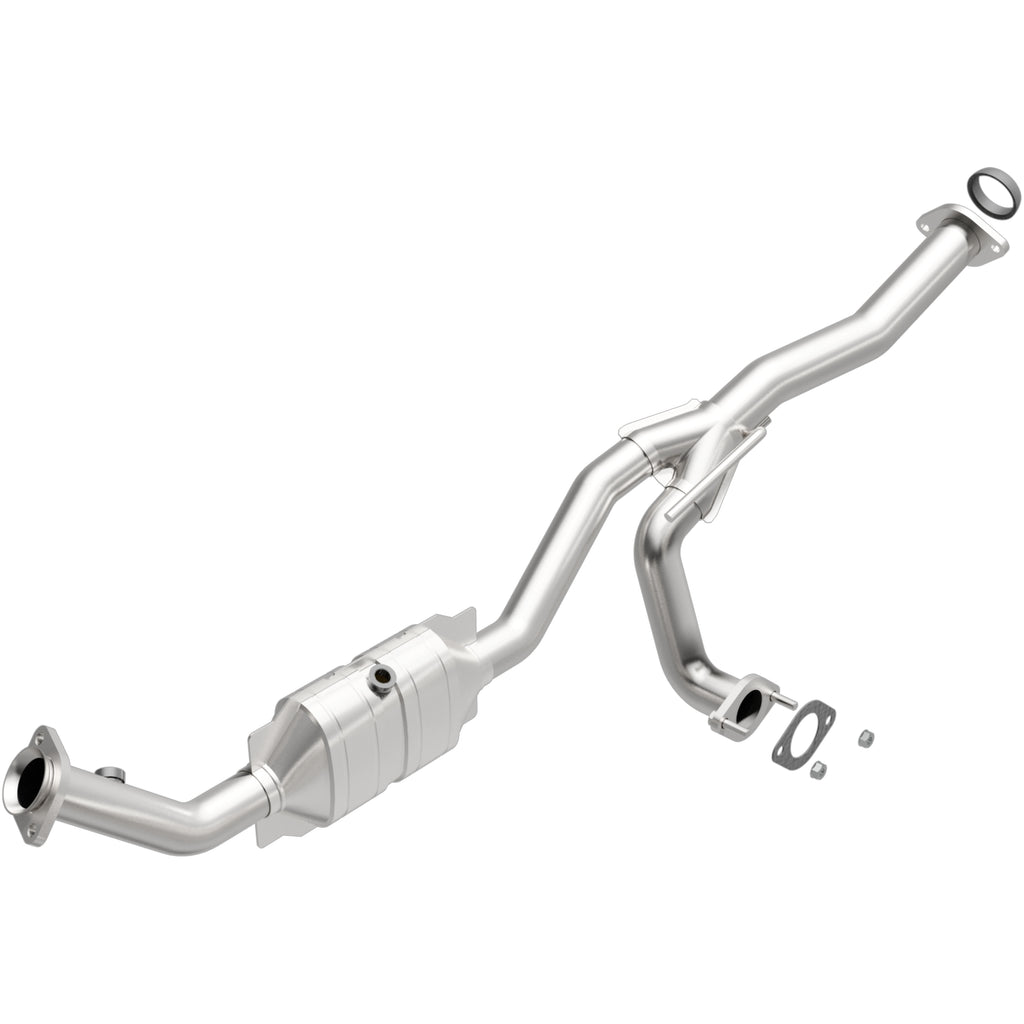 MagnaFlow Exhaust Products 49676 OEM Grade Direct-Fit Catalytic Converter for Select Ford Ranger, Mazda B3000
