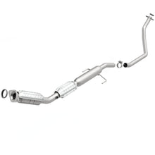 Load image into Gallery viewer, MagnaFlow Exhaust Products 551496 California CARB Direct-Fit Catalytic Converter for Select Toyota Corolla, Toyota Matrix