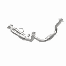 Load image into Gallery viewer, MagnaFlow Exhaust Products 24471 HM Grade Direct-Fit Catalytic Converter for Select Jeep Grand Cherokee