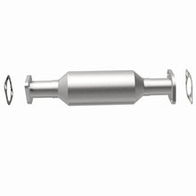 Load image into Gallery viewer, MagnaFlow Exhaust Products 4481878 California CARB Direct-Fit Catalytic Converter for Select Hyundai Sonata