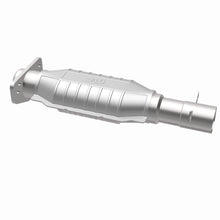 Load image into Gallery viewer, MagnaFlow Exhaust Products 93486 Standard Grade Direct-Fit Catalytic Converter for Select Chevrolet S10, Chevrolet S10 Blazer, GMC Jimmy, GMC S15, GMC S15 Jimmy, GMC Sonoma, GMC Syclone, GMC Typhoon, Oldsmobile Bravada