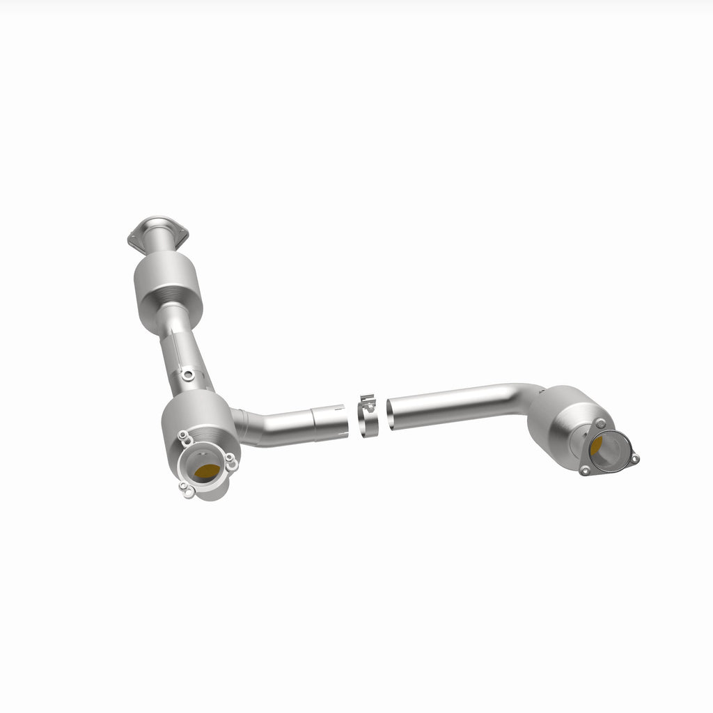 MagnaFlow Exhaust Products 280210 OEM Grade Direct-Fit Catalytic Converter for Select Chevrolet Express 2500, Chevrolet Express 3500, GMC Savana 2500, GMC Savana