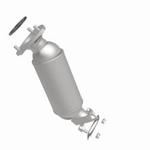Load image into Gallery viewer, MagnaFlow Exhaust Products 5582445 California CARB Direct-Fit Catalytic Converter for Select Buick Enclave, Chevrolet Traverse, GMC Acadia, Saturn Outlook