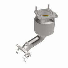 Load image into Gallery viewer, MagnaFlow Exhaust Products 5582163 California CARB Direct-Fit Catalytic Converter for Select Nissan Pathfinder