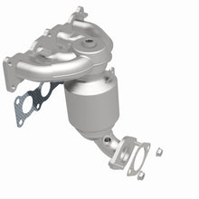 Load image into Gallery viewer, MagnaFlow Exhaust Products 22-266 OEM Grade Manifold Catalytic Converter for Select Hyundai Santa Fe, Hyundai Tucson, Kia Sorento, Kia Sportage