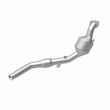 Load image into Gallery viewer, MagnaFlow Exhaust Products 24128 HM Grade Direct-Fit Catalytic Converter for Select Land Rover Freelander
