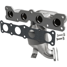 Load image into Gallery viewer, MagnaFlow Exhaust Products 5531125 California CARB Manifold Catalytic Converter for Select Hyundai Sonata, Kia Optima