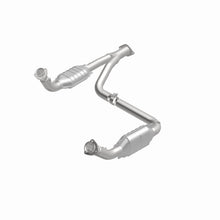 Load image into Gallery viewer, MagnaFlow Exhaust Products 93603 HM Grade Direct-Fit Catalytic Converter for Select Chevrolet C1500 Suburban, Chevrolet K1500 Suburban, Chevrolet Tahoe, GMC Yukon