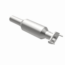 Load image into Gallery viewer, MagnaFlow Exhaust Products 5571981 California CARB Direct-Fit Catalytic Converter for Select Ford Fusion, Lincoln Zephyr, Mercury Milan