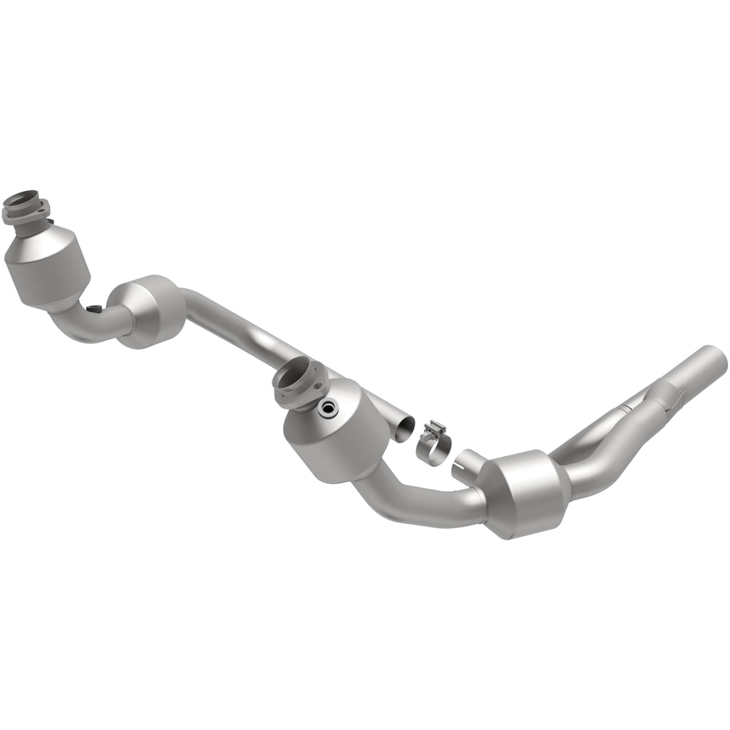 MagnaFlow Exhaust Products 49689 OEM Grade Direct-Fit Catalytic Converter for Select Jeep Wrangler