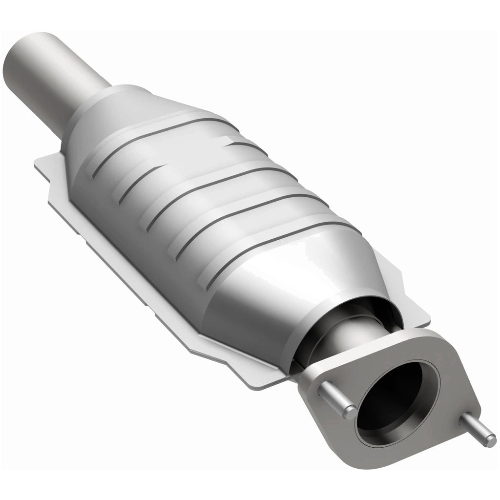 MagnaFlow Exhaust Products 51808 OEM Grade Direct-Fit Catalytic Converter for Select Ford Taurus, Ford Taurus X, Mercury Sable