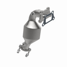 Load image into Gallery viewer, MagnaFlow Exhaust Products 5582189 California CARB Manifold Catalytic Converter for Select Chevrolet Equinox, GMC Terrain