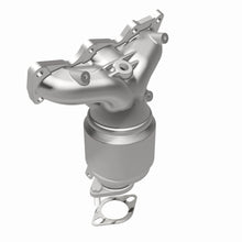 Load image into Gallery viewer, MagnaFlow Exhaust Products 52782 OEM Grade Manifold Catalytic Converter for Select Kia Sedona