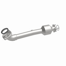 Load image into Gallery viewer, MagnaFlow Exhaust Products 52019 OEM Grade Direct-Fit Catalytic Converter for Select Honda CR-V