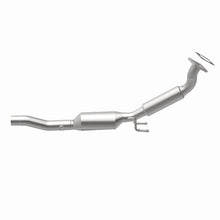 Load image into Gallery viewer, MagnaFlow Exhaust Products 5461526 California CARB Direct-Fit Catalytic Converter for Select Volkswagen Beetle, Volkswagen Golf, Volkswagen Jetta