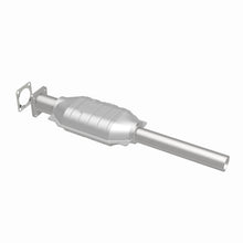 Load image into Gallery viewer, MagnaFlow Exhaust Products 3391225 California CARB Direct-Fit Catalytic Converter for Select Jeep Wrangler