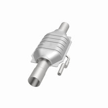 Load image into Gallery viewer, MagnaFlow Exhaust Products 95220 HM Grade Direct-Fit Catalytic Converter for Select Dodge Ram 2500, Dodge Ram