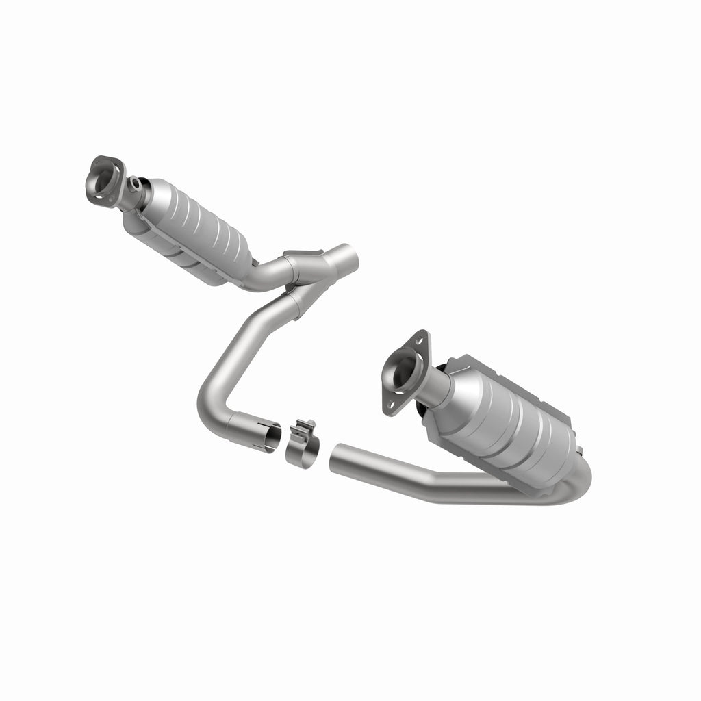 MagnaFlow Exhaust Products 24397 HM Grade Direct-Fit Catalytic Converter for Select Dodge Dakota, Mitsubishi Raider