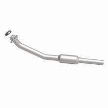 Load image into Gallery viewer, MagnaFlow Exhaust Products 3391271 California CARB Direct-Fit Catalytic Converter for Select Dodge Caravan, Plymouth Voyager