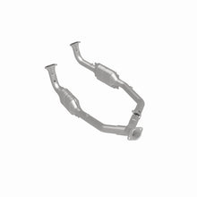 Load image into Gallery viewer, MagnaFlow Exhaust Products 93689 HM Grade Direct-Fit Catalytic Converter for Select Land Rover Discovery