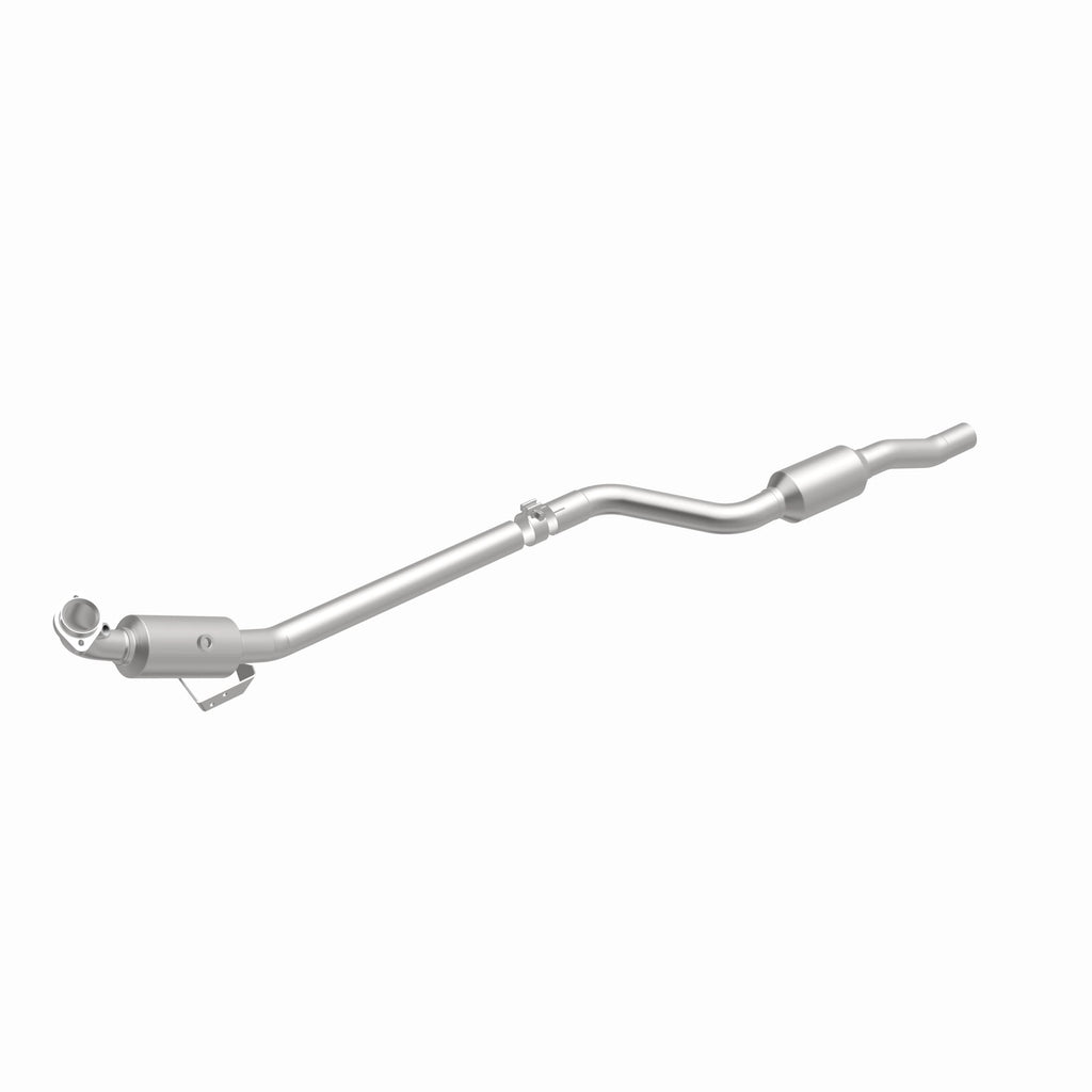 MagnaFlow Exhaust Products 21-440 OEM Grade Direct-Fit Catalytic Converter for Select Mercedes-Benz GLK350