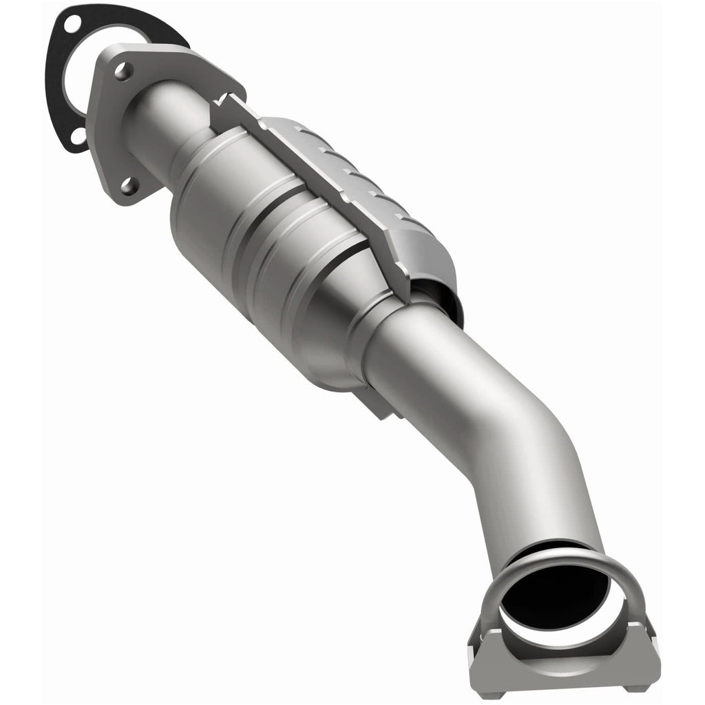 MagnaFlow Exhaust Products 49812 OEM Grade Direct-Fit Catalytic Converter for Select Suzuki Forenza, Suzuki Reno